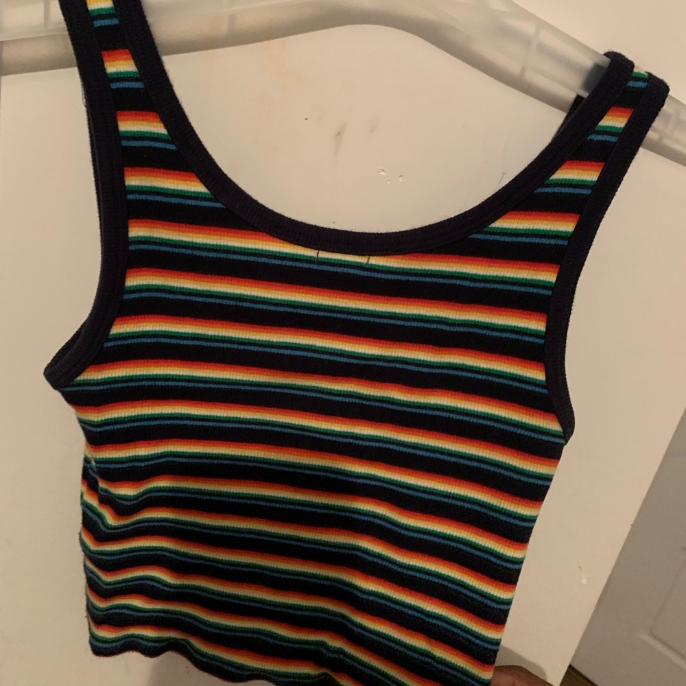 Crop top - Picture 3 of 3